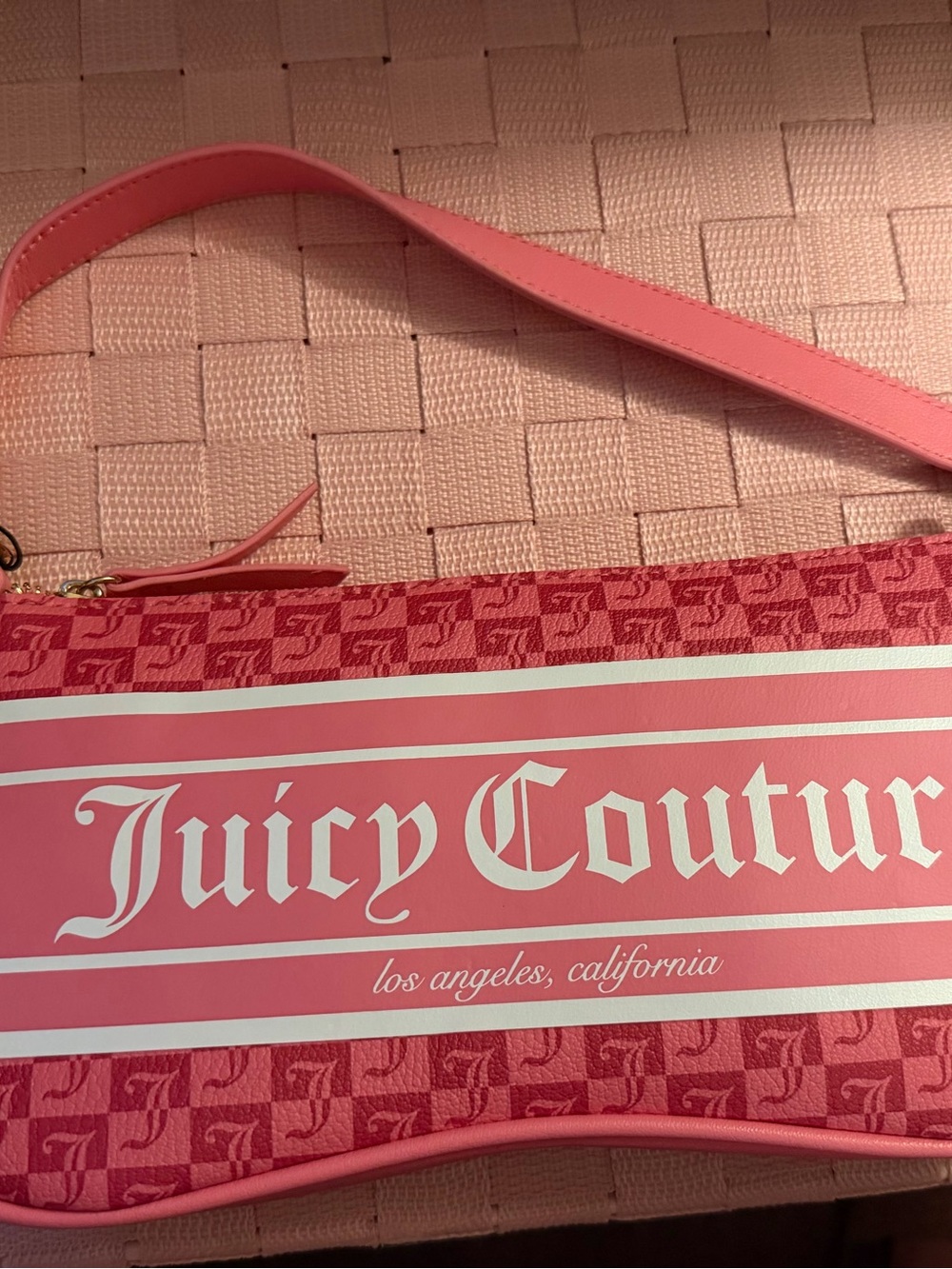 Juicy Couture Pink Logo Wristlet Clutch - Picture 3 of 4